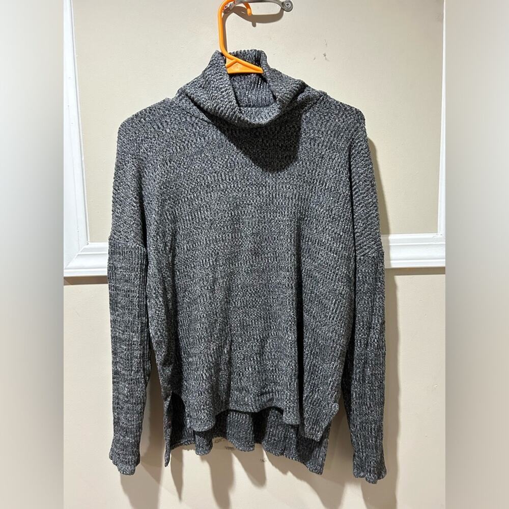 American Eagle‎ Outfitters Charcoal Knit Sweater